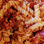 Mediterraner Nudelsalat